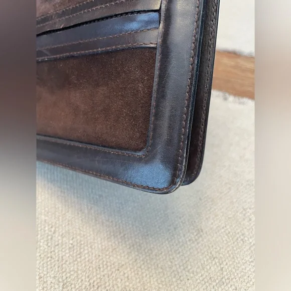 Gucci Chocolate Brown Suede Messenger Bag - Picture 11 of 16